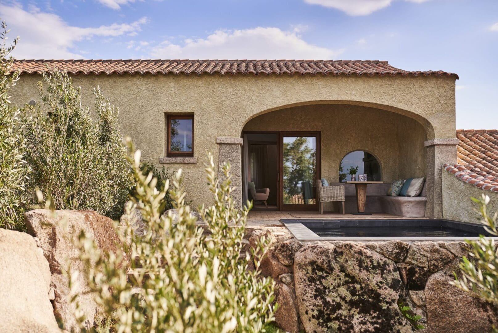 Where to go next for an eco-luxury escape 8 48 CASCIONI ECO RETREAT DELUXE POOL SUITE ROOM PATIO POOL HR 21 0081 scaled 1 scaled