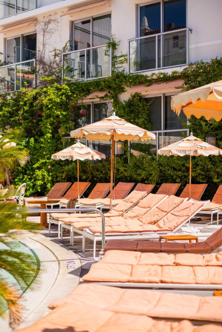 Retro hotel pools for a Slim Aarons summer 3 AlexTphoto.com August 2022 Plymouth Boulan 19 OTAS scaled 1 scaled