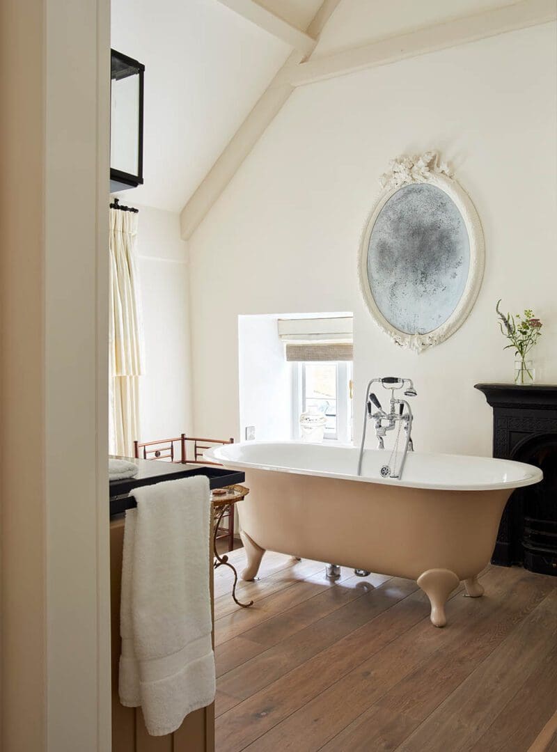 5 home styling ideas to borrow from boutique hotels 21 Bathrooms Grove resized