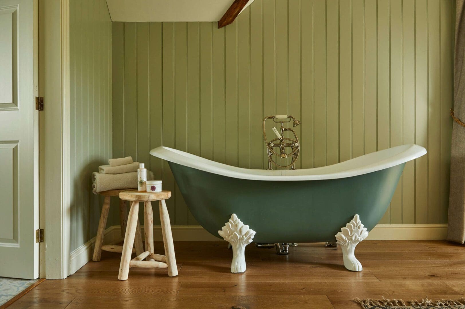 5 home styling ideas to borrow from boutique hotels 15 Bathrooms Rothay resized scaled 1 scaled