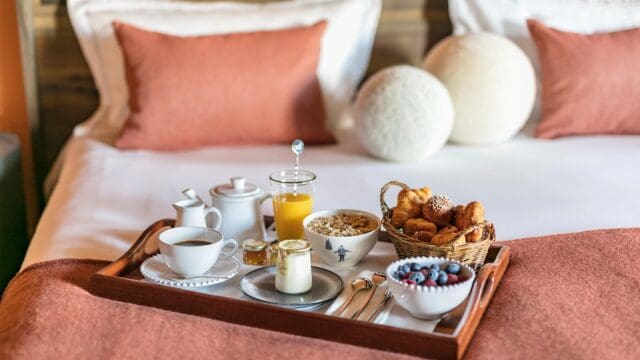 10 Best Hotel Breakfasts in Bed