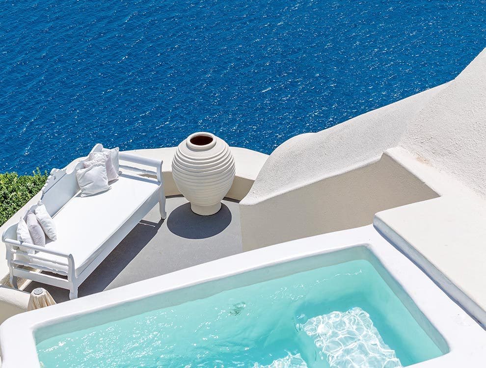 Canaves Oia Suites