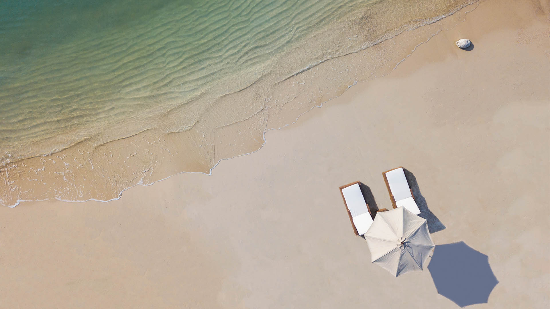 The most beautiful beachfront hotels in Thailand 8 Cape Fahn resized 2