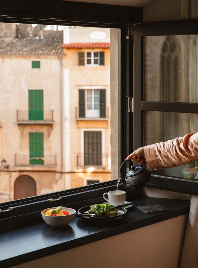 Where is hot in September and October? 10 sun-drenched destinations 19 Mallorca resized 10