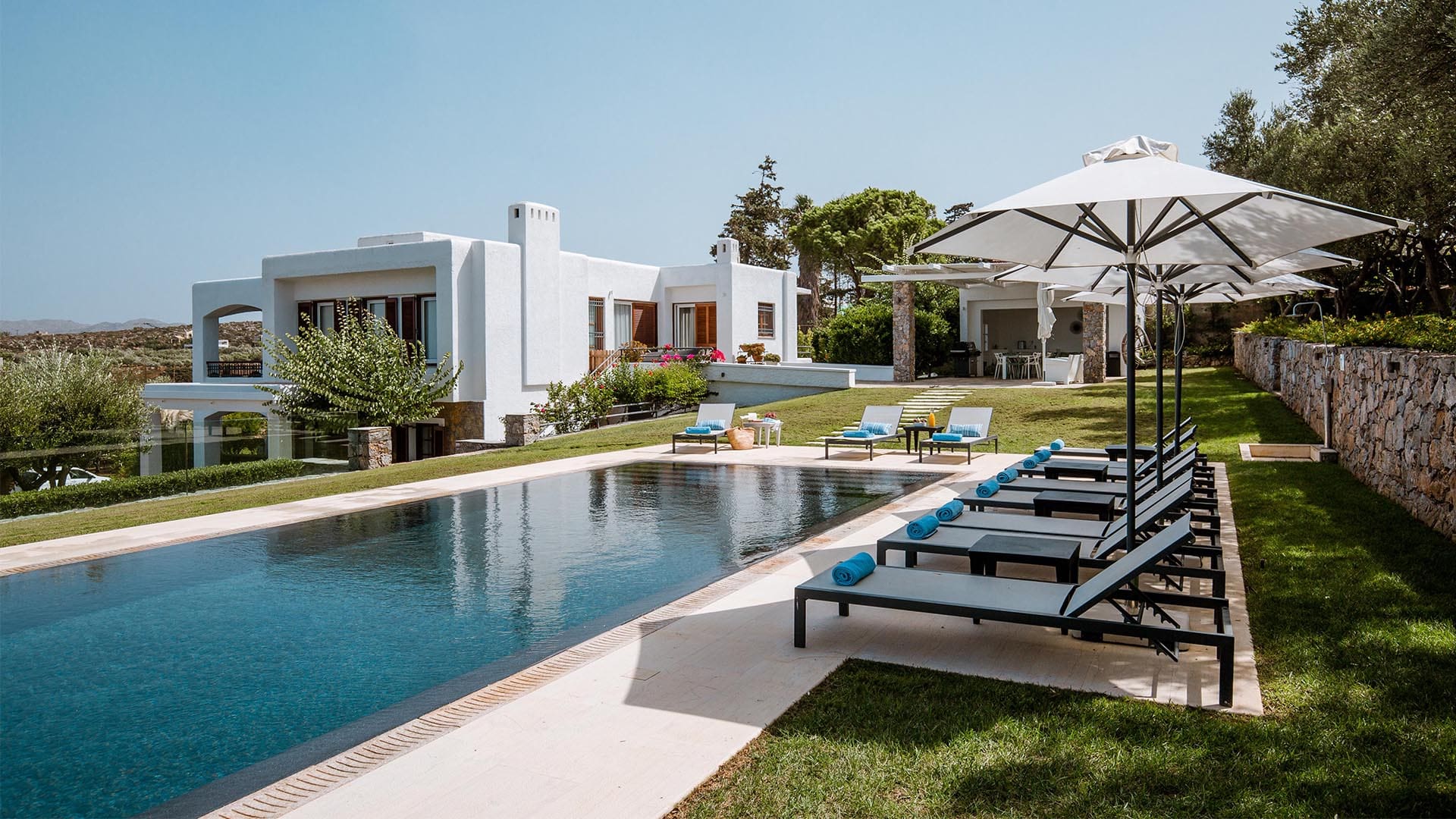 13 of the world's most beautiful luxury villas 8 Villa Oleander