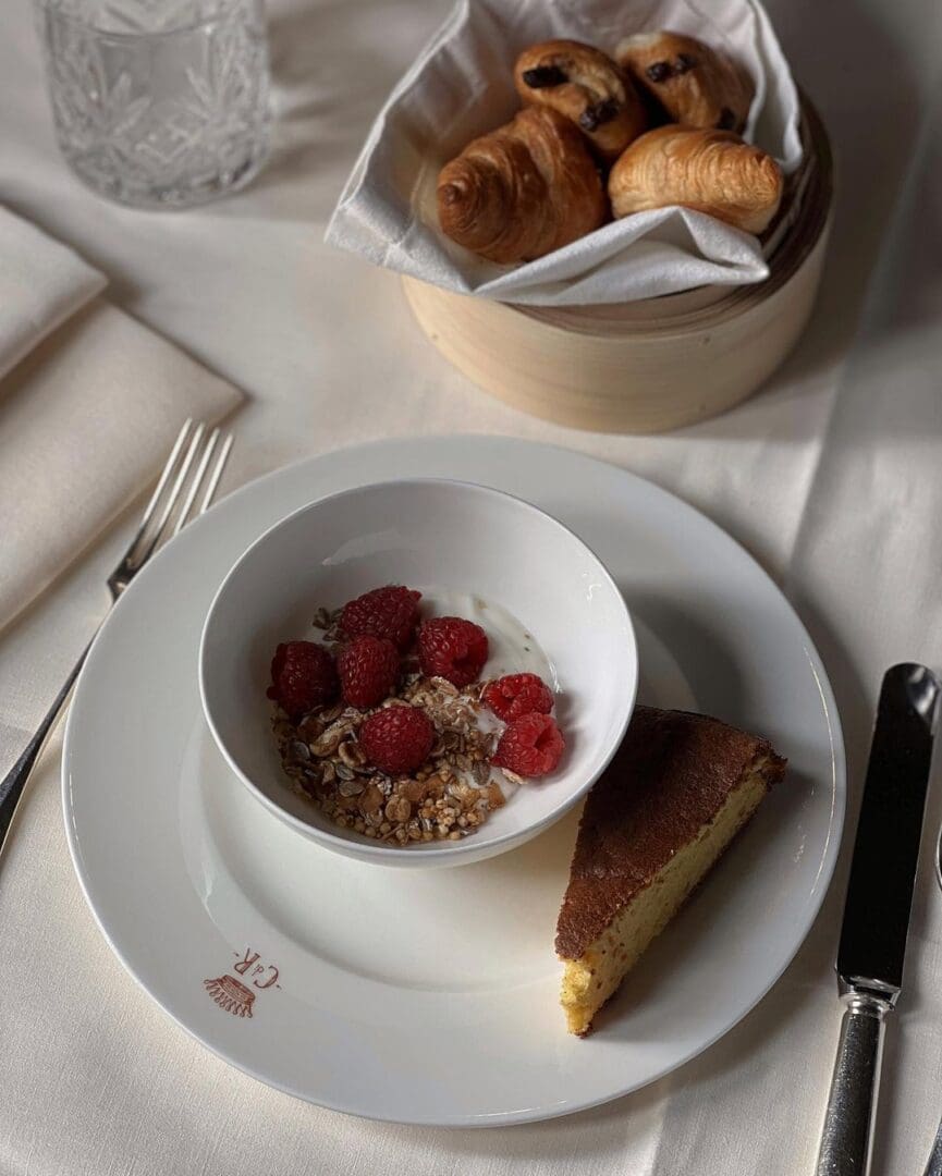 What to bring for an escape to Tuscany and Umbria 6 Reschio credit @ginagoesto 4