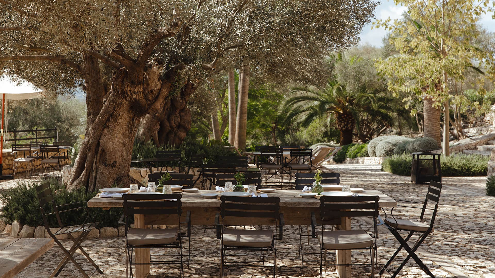 Top 22 destinations for 2023: according to SLH Club Members 38 resized Finca Serena