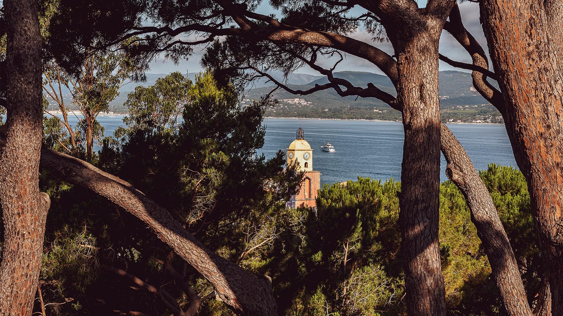 Top 22 destinations for 2023: according to SLH Club Members 19 resized Saint Tropez